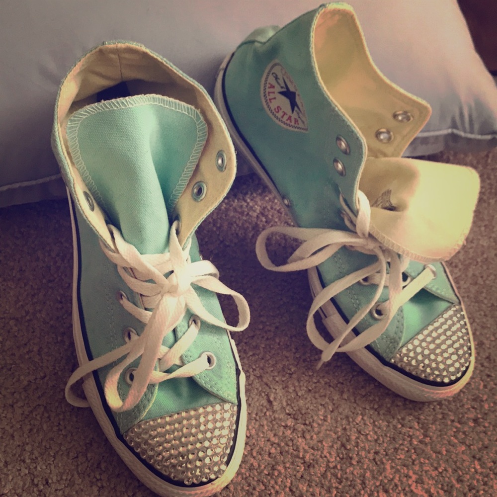 Converse